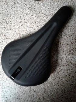 Specialized canopy comp outlet