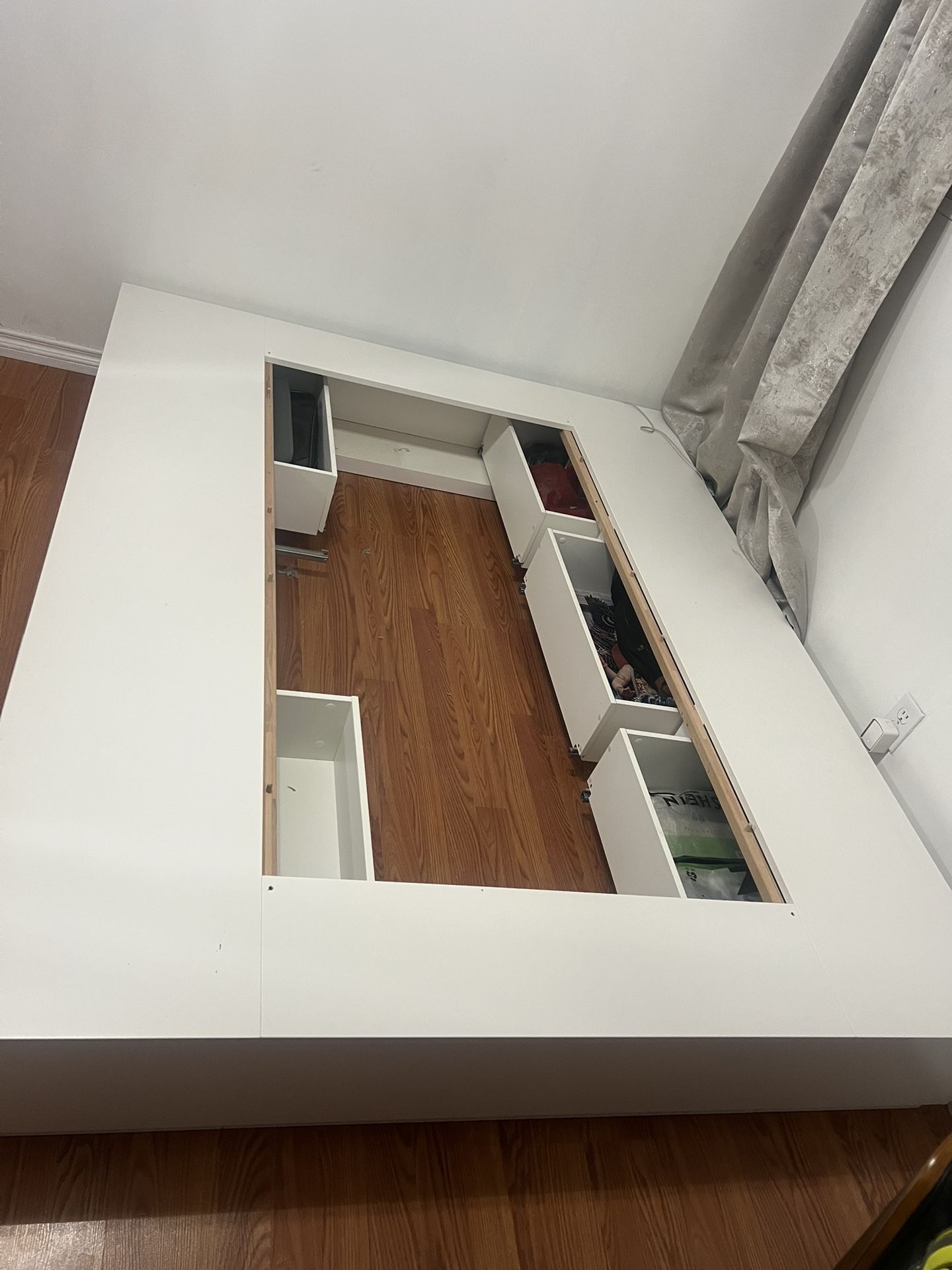 Bedframe