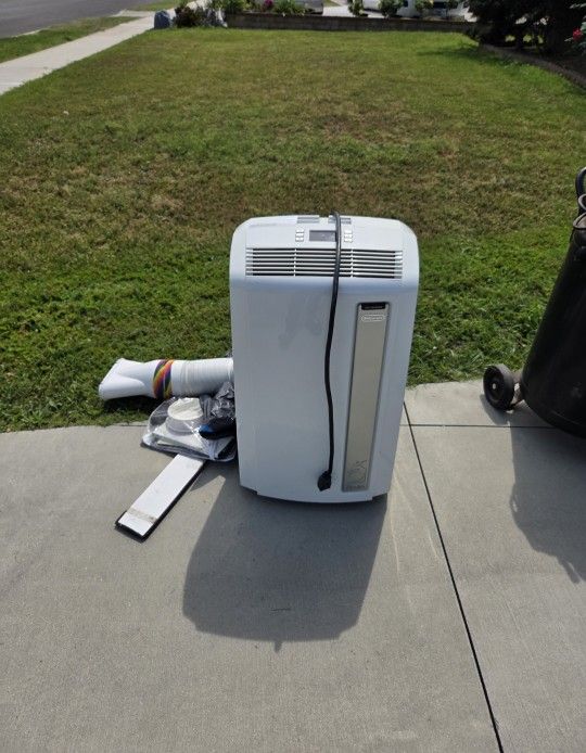 De'Longhi Window Ac