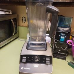 Vitamix Blender Commercial   240