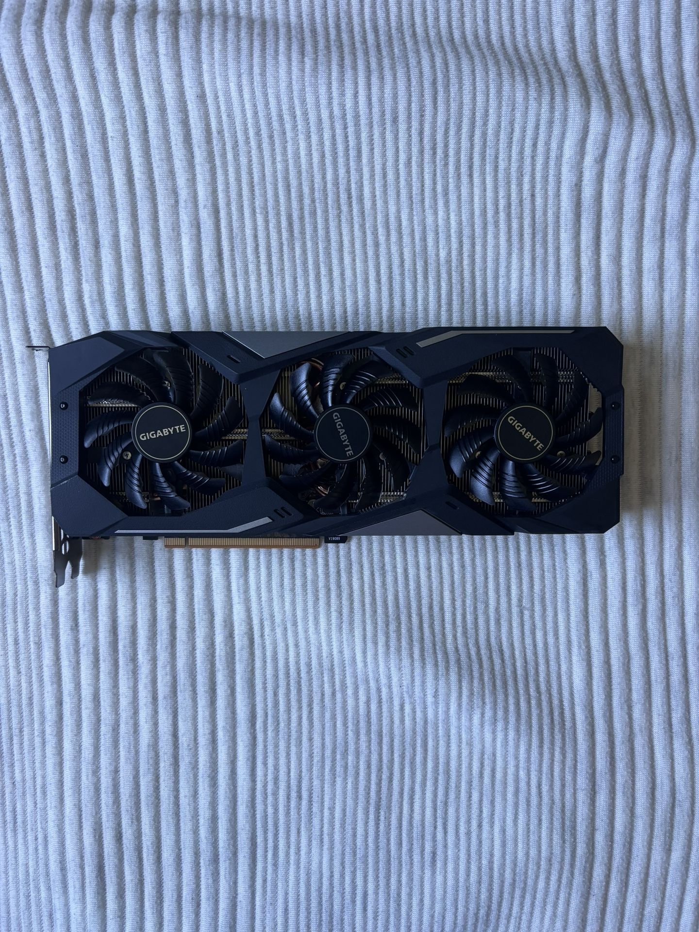 AMD Radeon RX 5700