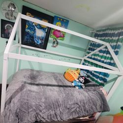 Full Size Castle Frame 