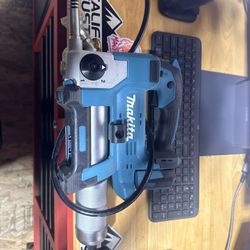 Makita XPG01Z 18V LXT Cordless Grease Gun, Tool Only