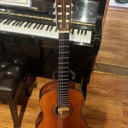 Yiari Gakki Classical Guitar