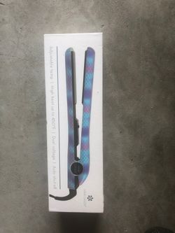 Hair candy adjustable 10 high heat up to 450 F auto shut off new in box