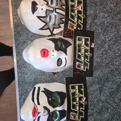 KISS masks