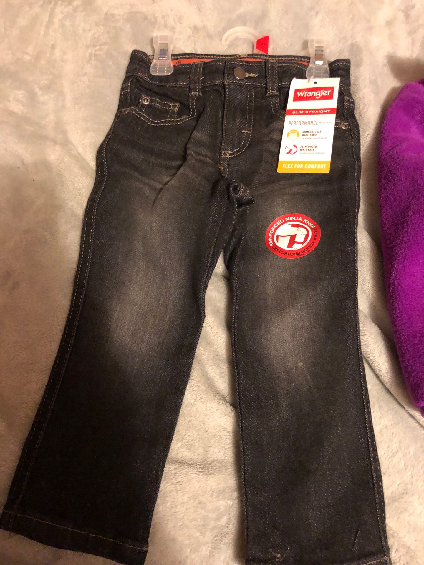 Wrangler jeans for girls size 2 brand new with tags attached