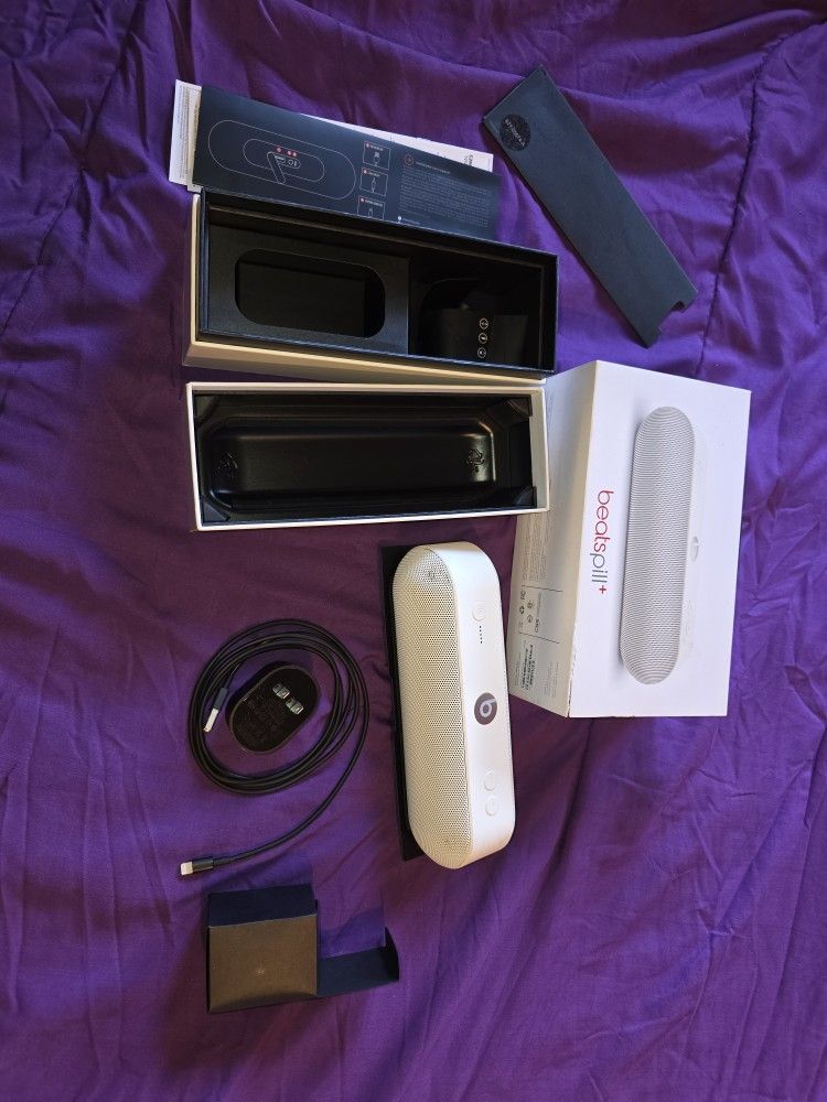 Beats PILL PLUS speaker