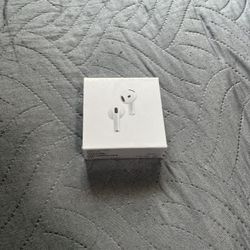 AirPods 4 with ANC