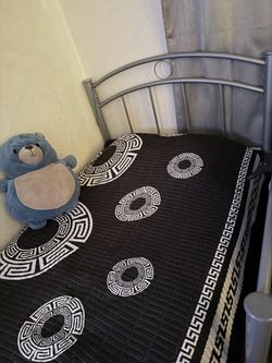 Twin, bed