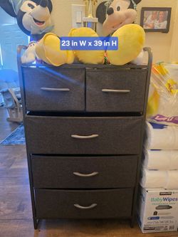 Cloth storage drawer