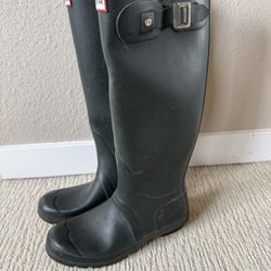 Hunter Rain Boots Olive Size 8