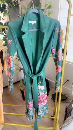  Beautiful Soft Suede Feel Floral Cardigan