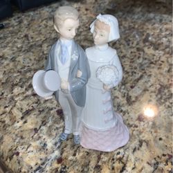Lladro Wedding Couple Cake Topper 7.5"