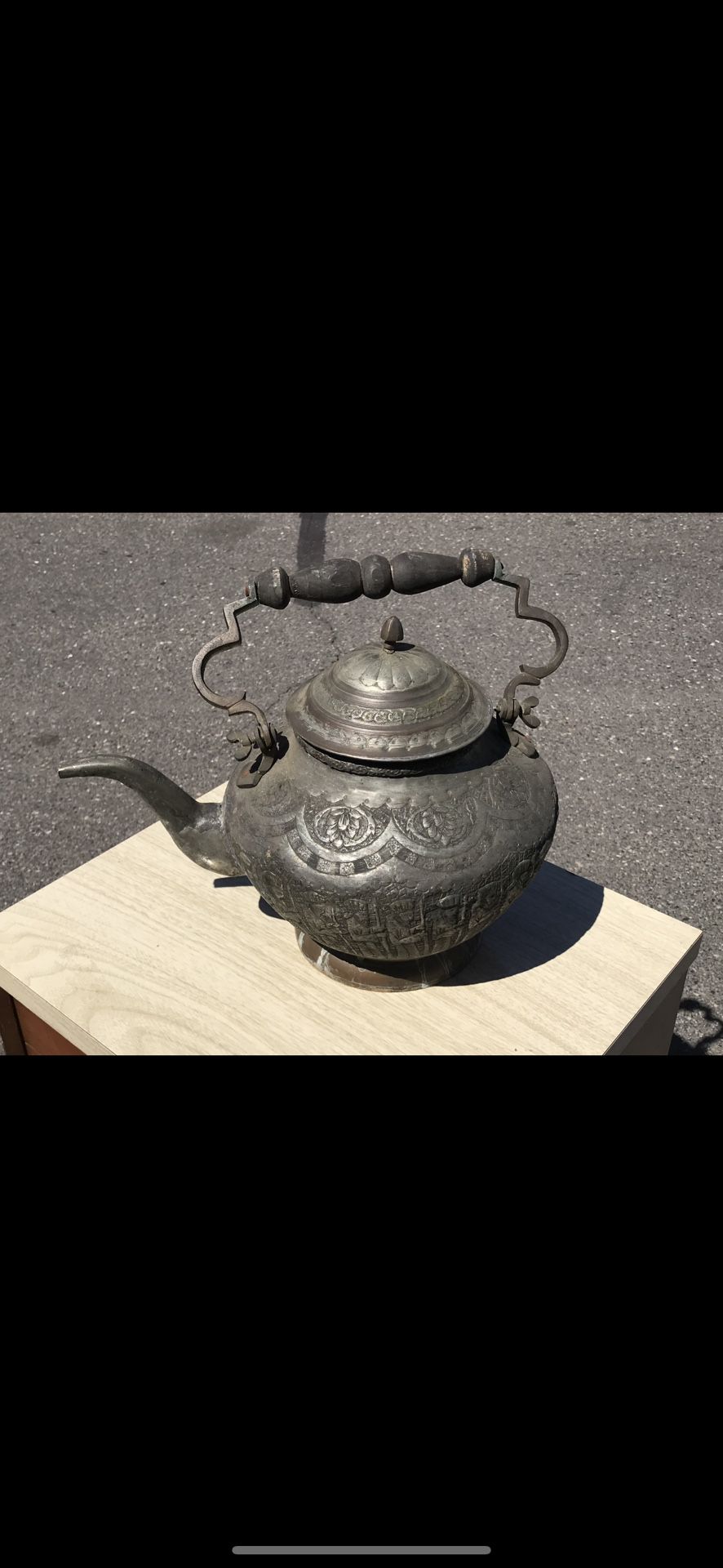 Hand Forged -kettle Pot