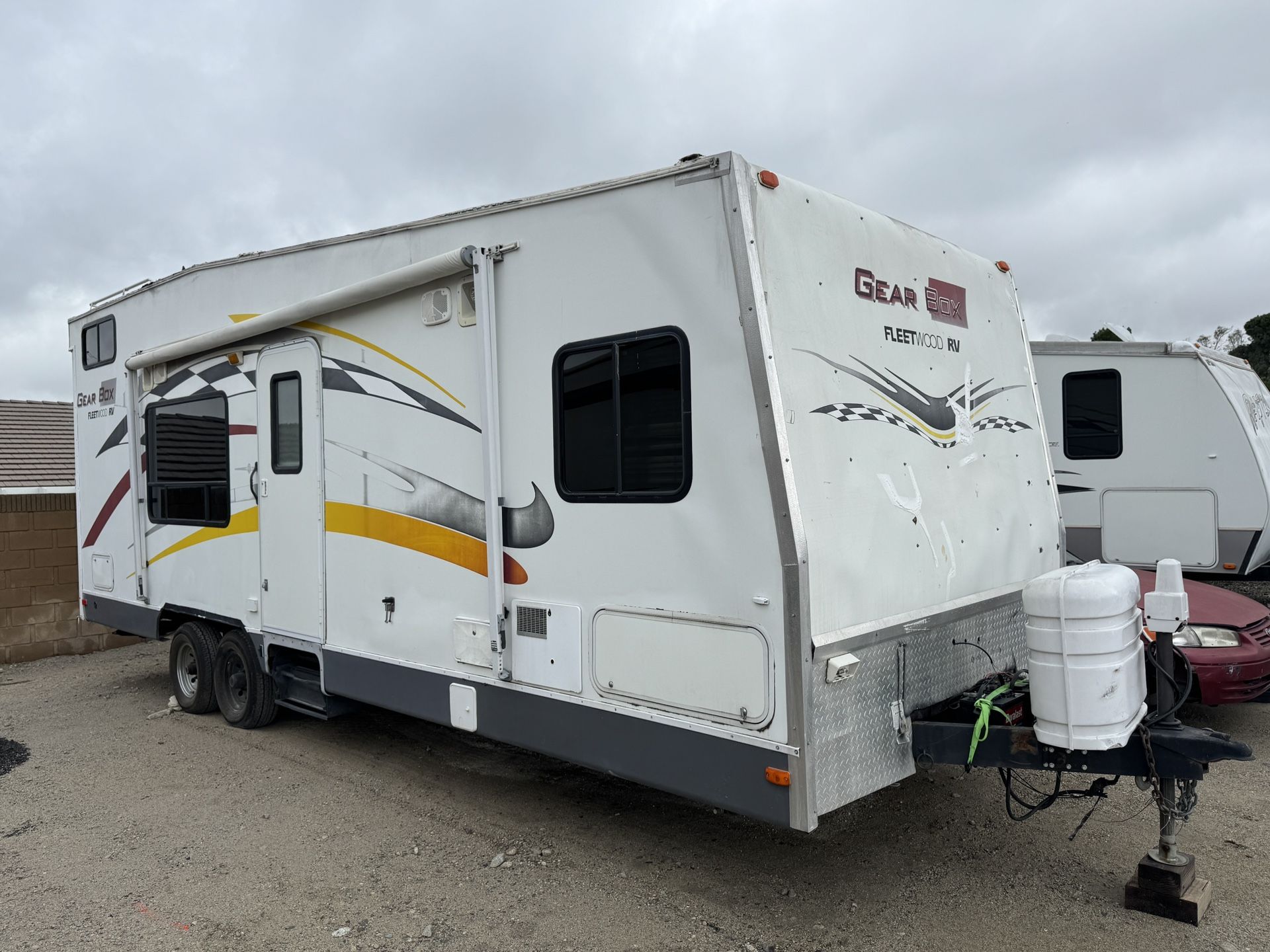 2004 Gear Box Toy Hauler