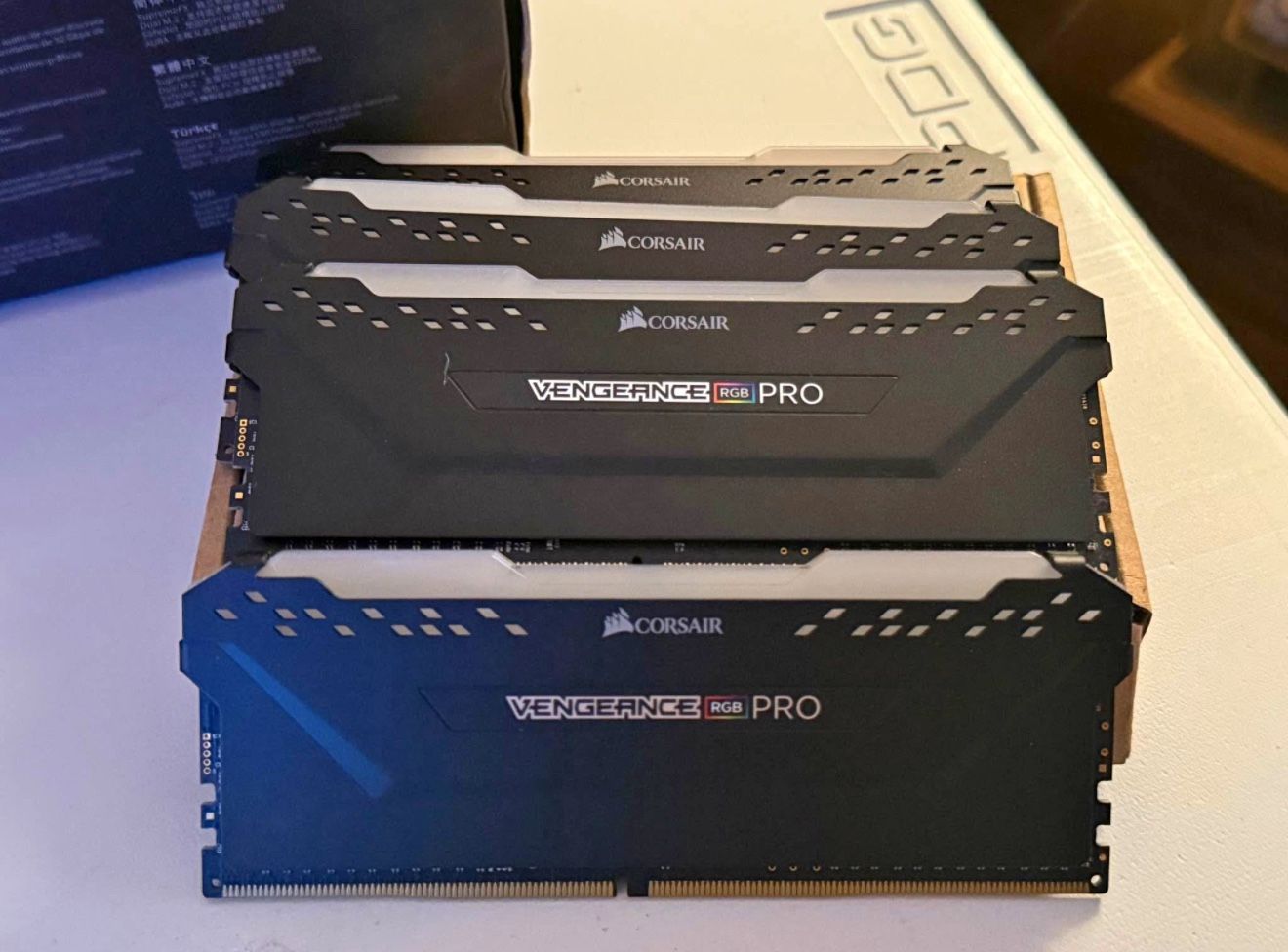 CORSAIR VENGEANCE RAM 16x4 3600 MHZ