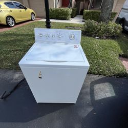KitchenAid Washer White Clean Nice