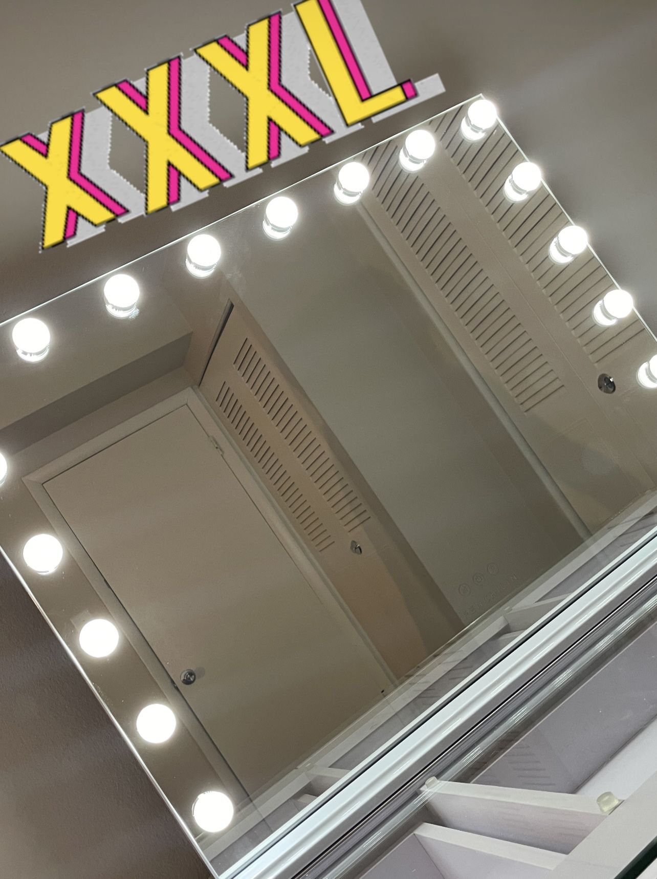 Hollywood Make Up Mirror