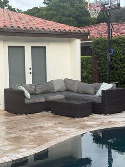 Outdoor Wicker Sectional Sofa Set with Coffee Table
