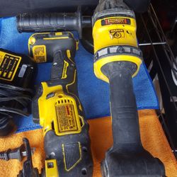 Dewalt Heavy Duty Grinder Multi Tool Battery Charger And Bag