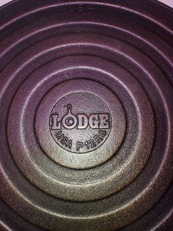 Vintage Lodge 12 Inch Double Handle Round Griddle/Skillet
