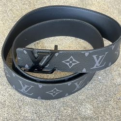 Louis Vuitton Men’s Belt