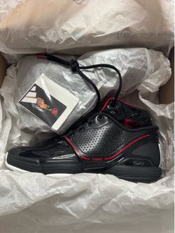 ADIDAS D ROSE 1 ADIZERO SIZE 9 IN MENS WITH ORIGINAL BOX BRAND NEW NEVER WORN 160$ CASH