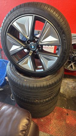 BMW Alloy Wheels with Tires