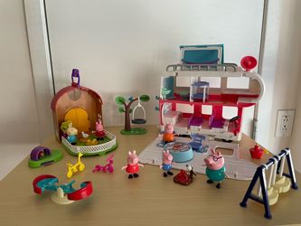 Peppa Pig Playset Lot with Figures and Accessories