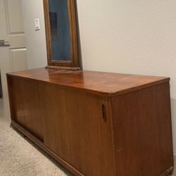Dyrlund MCM Vintage Teak Wood Credenza/Dresser