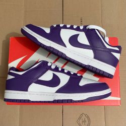 Nike dunk low court purple