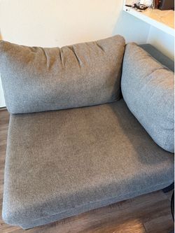 FREE COUCH COME PICK UP ! In lemon grove