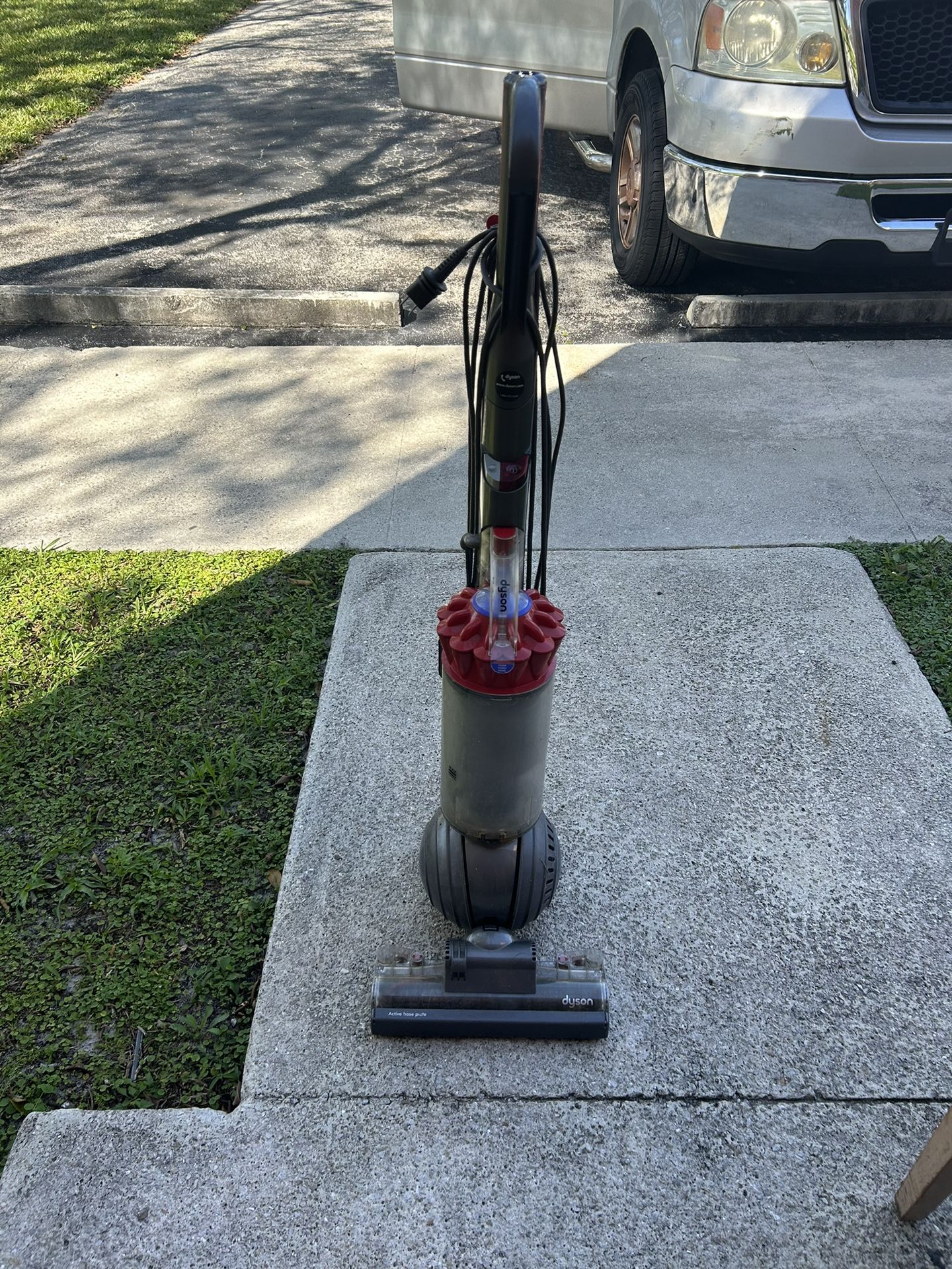 Dyson Vacuum Cleaner