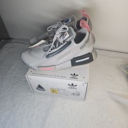 5.5 W Adidas NASA NMD_R1 SPECTOO W