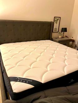 King DreamCloud Hybrid Mattress *delivery*