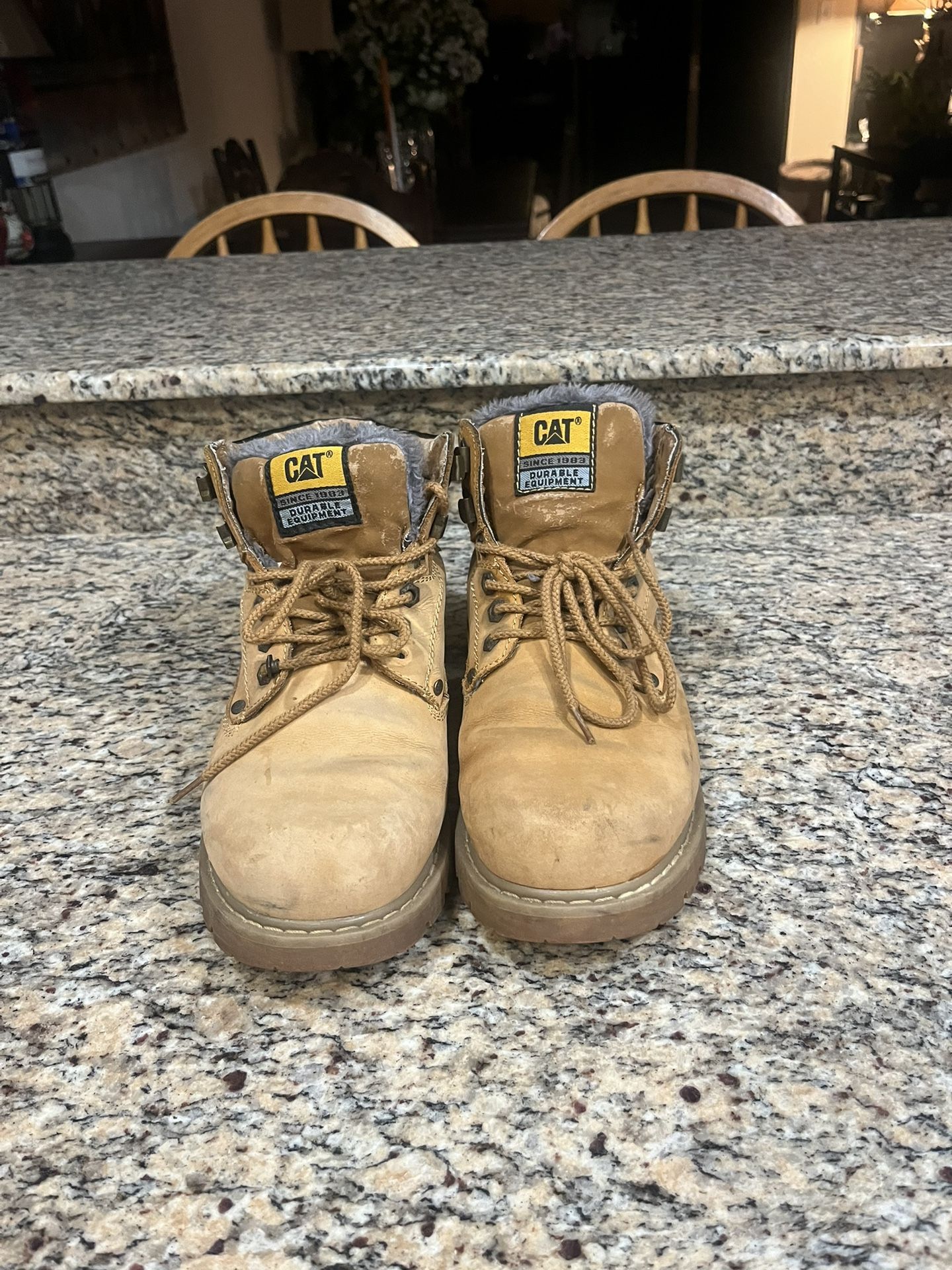 Men’s CAT Shoes in very good condition