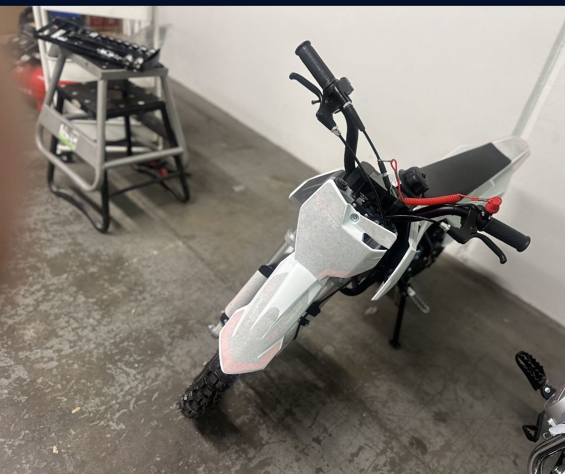 Brand New Dirt Bike For Kids And Teen
