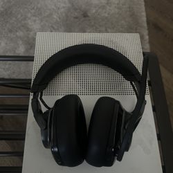 JBL Quantum Gaming Headset