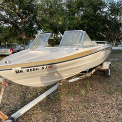 1972 Glastron Boat