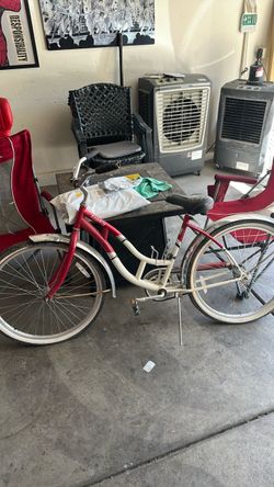 Schwinn beach cruiser