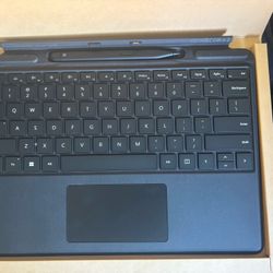 ***Microsoft Surface Pro Keyboard With Slim Pin***