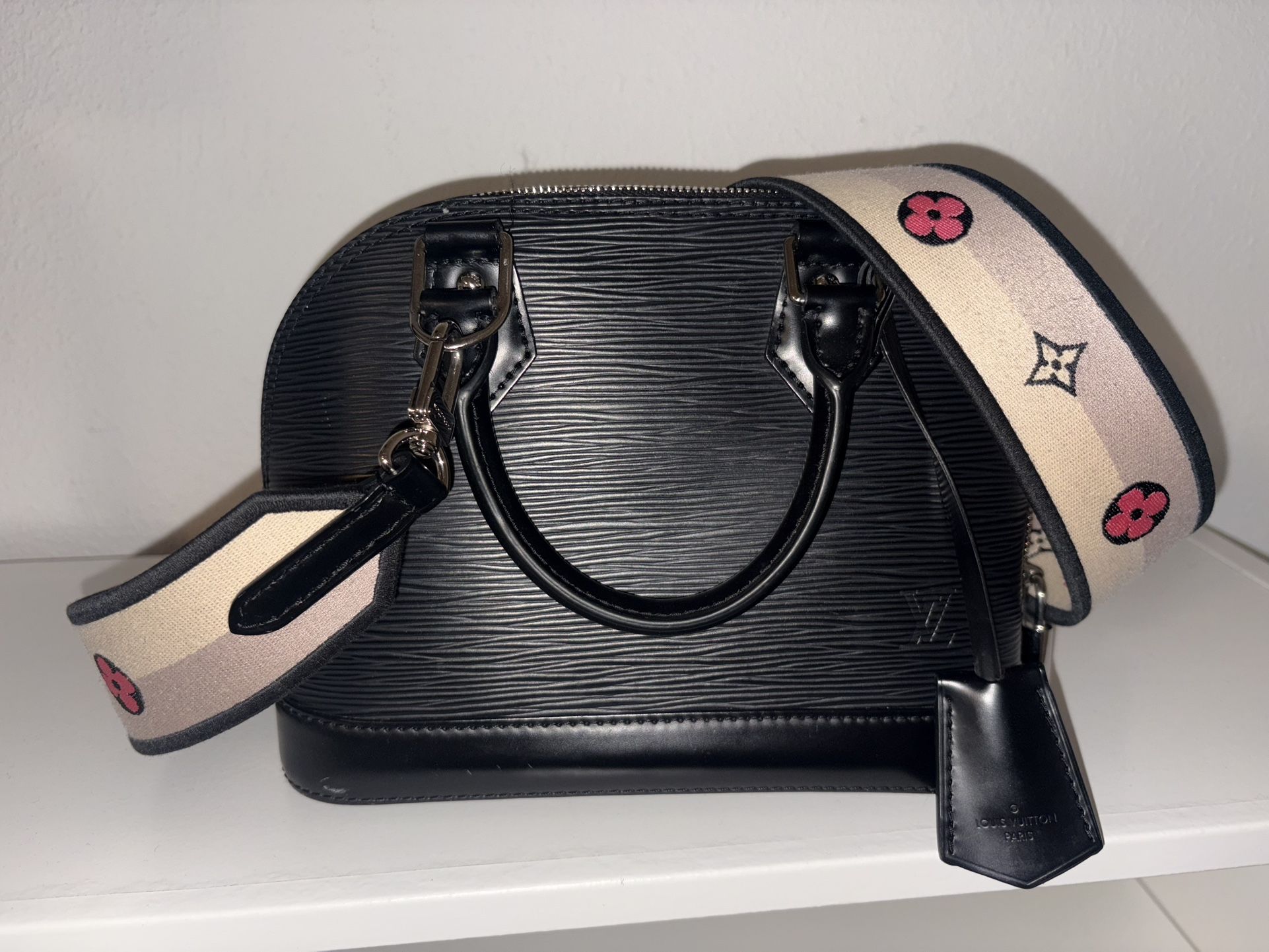Lv Bag