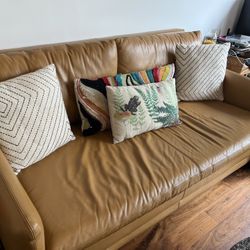 Leather Couch With Queen Size Pull out Bed 