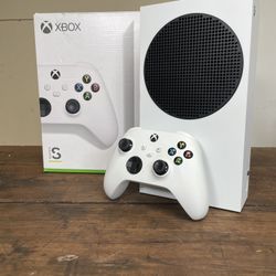 Xbox Series S WILL TRADE READ DESCRIPTION 