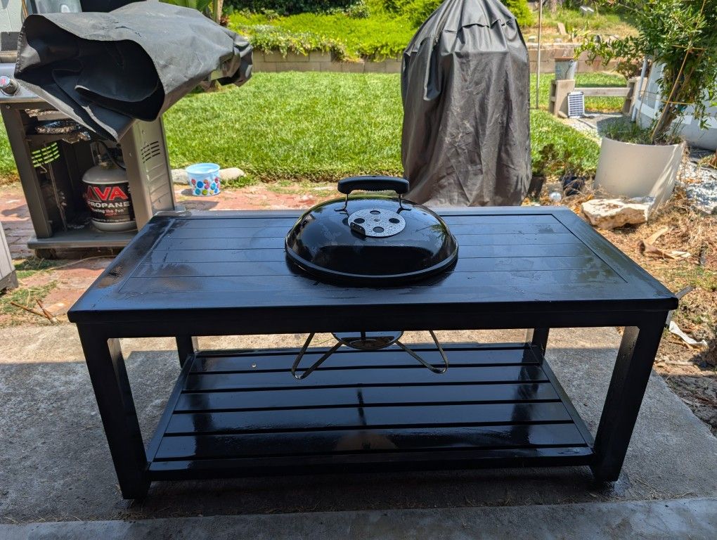 All Aluminum Grilling Table With Weber Kettle 