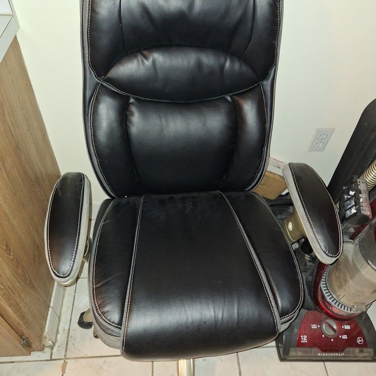 New Office / Computer Chair - $60 Firm