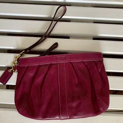 Authentic COACH PURSE LEATHER (8”x6”) KENDALL AREA 