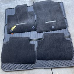 Hyundai Santa Fe Carpeted Floor Mats