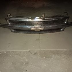 Chevy Suburban Grill